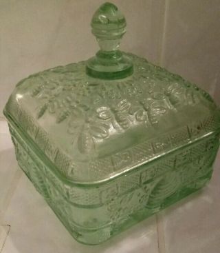 Tiara Indiana Glass Honey Bee Hive Chantilly Green Candy Dish Old Vintage 3