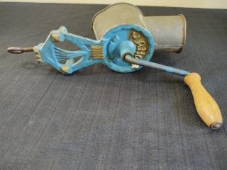 Vintage Antique Hand Crank Wood And Metal Grater/grinder