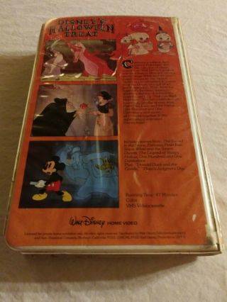 Disney ' s Halloween Treat - Clamshell Case - 1982 VHS RARE Out of Print VHS 3