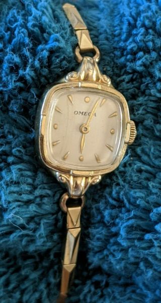 Vintage Womens Art Deco Omega Watch 14k Gf.  Running Mechanical Winding