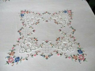 PRETTY TABLECLOTH - WHITE COTTON with EMBROIDERED FLOWERS 3
