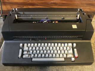 Vintage Ibm Selectric Ii Correcting Electric Black Typewriter Rare