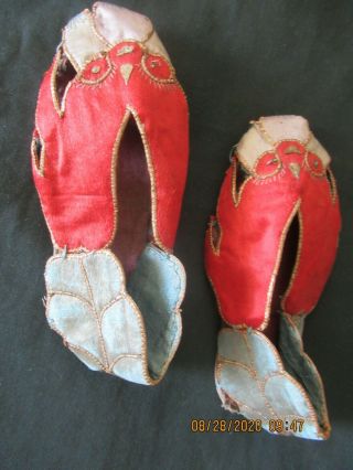 Antique Chinese Bound Feet Slippers 1800 