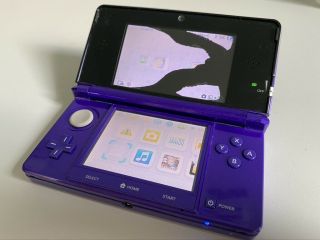 Nintendo 3DS Launch Edition Midnight Purple Rare (CTRSUSZC0) - Broken Screen 3