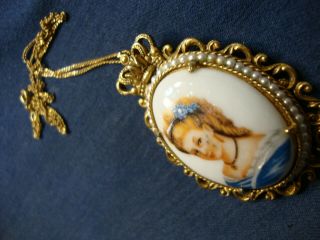 ULTRA RARE HAND PAINTED LIMOGES CAMEO LADY CHUNKY NECKLACE 3