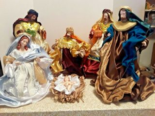 Nativity Set Clothed In Satin Rare Jesus Mary Joseph 3 Kings Celluloid & Cloth