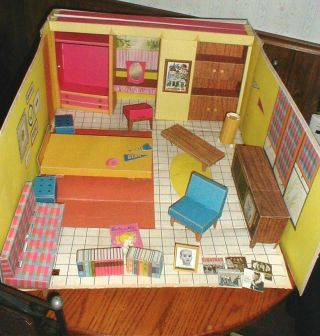 Vintage 1962 Barbie Teenage Fashion Model Cardboard Dream House W/furniture 816