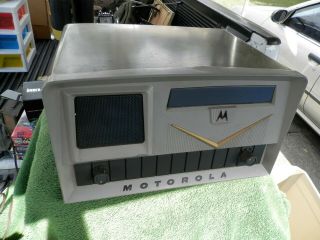 Rare Vintage Motorola T1200a Tube Ham Radio?