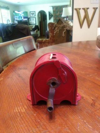 Handy Things Usa Red Metal Retractable Clothesline Reel Wall Mount Rare