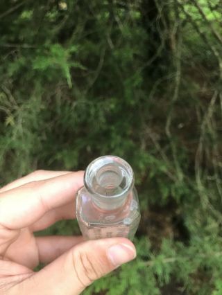 Antique rare DELTA DRUG CO - VICKSBURG,  MISS Mississippi drugstore bottle 3