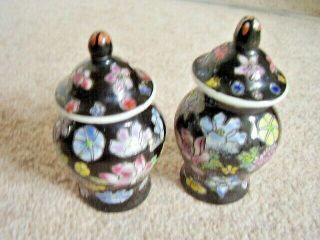 Chinese Black Famille Rose Porcelain Vase - Ginger Jar With Cover,  Set Of 2