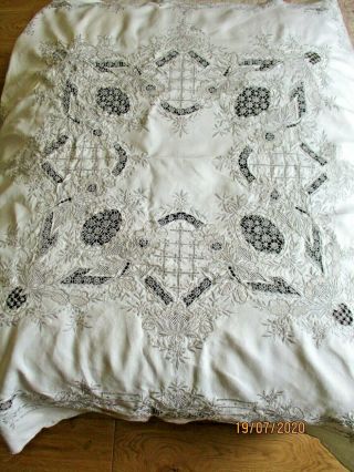 Vintage Tablecloth Cream Cut Work Floral Embroidery Lace Inserts
