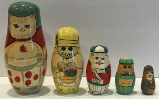 Vintage 1989 Cat Russian Stacking Nesting Dolls Toy Wood Decoration 5 Piece Cats