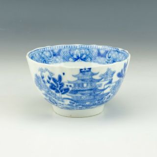 Antique Early English Porcelain Chinese Inspired Blue & White Tea Bowl - Early