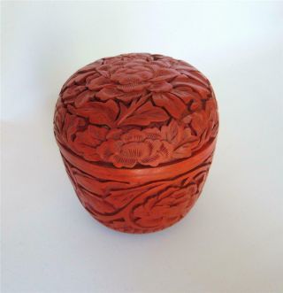 Vintage Chinese Red Cinnabar Floral Carved Lacquer Trinket Dresser Round Box
