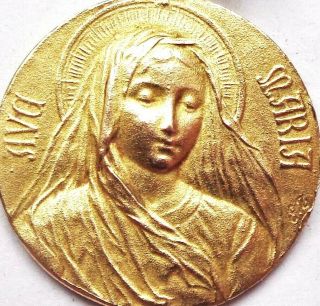 Portrait Of Holy Mary - Ave Maria - Rare & Gorgeous Gold Plated Medal Pendant