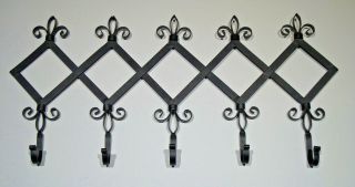 Vintage Black Wrought Iron Metal 5 Hook Wall Rack Fleur De Lis French Home Decor