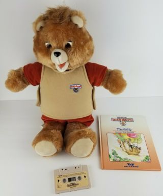 Vintage Teddy Ruxpin Talking Bear Doll 1985 Worlds Of Wonder And One Book/tape