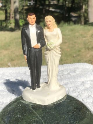 1940’s Bride And Groom Wedding Cake Topper Fantastic Sleek Dress