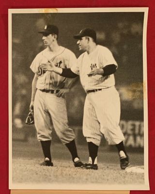 1958 Yogi Berra Billy Martin Ny Yankees Type 1 Press Photo Old Antique Baseball