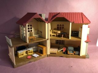 Calico Critters Sylvanian Families Big House With Red Roof Deluxe Read