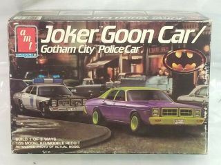 Amt 1:25 Scale Joker Goon Car Batman Gotham City Police Car Dodge 6826
