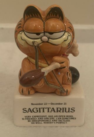 Vintage 1981 Enesco Garfield Sagittarius Ceramic Very Rare