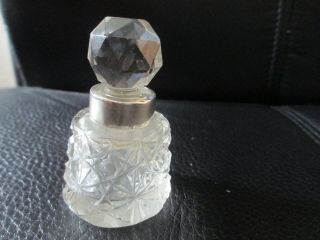 ANTIQUE VICTORIAN CUT GLASS SCENT BOTTLE WITH STERLING SILVER COLLAR,  HM 1899 2