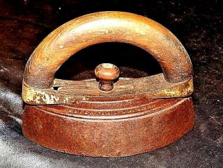 Antique Colebrookdale Sad Iron Co.  Boyertown Pa Usa No.  1 With Handle Ab 565 - S