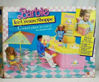 Vintage 1987 Mattel Barbie Ice Cream Shoppe Playset 3653 Real Ice Cream Maker