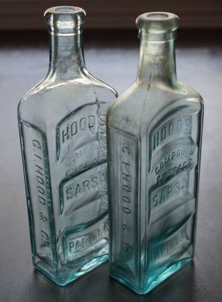 ANTIQUE COMPOUND EXTRACT SARSAPARILLA BOTTLES (TWO VARIANTS) HOOD ' S LOWELL,  MA. 2