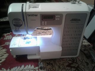 Brother Ce8080prw Project Runway Computerized Sewing Machine Rare Powers On Nr