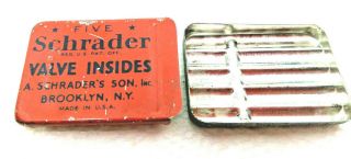 Vintage auto tin - 5 Schrader VALVE INSIDES RARE ? 4 DATES APR 4 1916 1922. 3