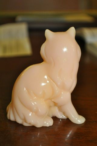Franklin Curio Cabinet Cats PINK ALABASTER Cat Figurine (Rare) 2