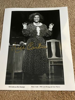 Rare 1996 Nell Carter Autographed Photograph As Miss Hannigan In Annie