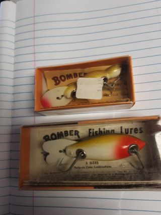 Vintage Bomber Lure Model 512 And 1507 Water Dog,  Old Stock.