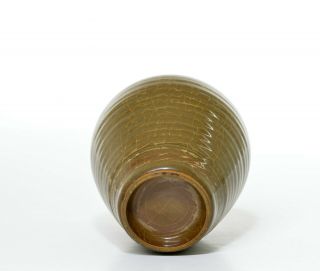 A Chinese Celadon Porcelain Vase 2