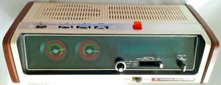 Vintage Hitachi Digi - Brite Fm/am Alarm Clock Radio Model Kc - 786h
