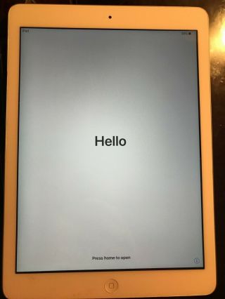 Rare Apple Ipad Air 1st Gen.  16gb,  Wi - Fi Only,  9.  7in - Silver -