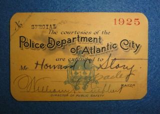 Antique And Obsolete 1925 Atlantic City,  N.  J.  Police Dept.  Courtesy Card. 2