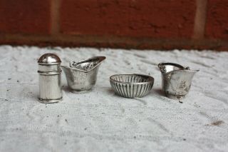 Late 19th Century Chinese Export Solid Silver Cruet Set