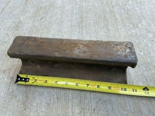 Old Railroad Track Blacksmith Anvil Steel Knife Maker Antique Vintage 15.  7 Lbs.