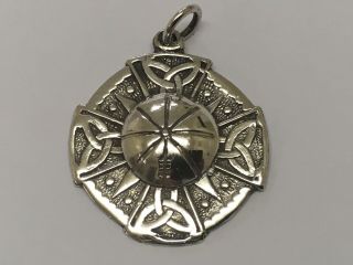 Irish Solid Silver Fob By Lee Brothers Dublin 1965