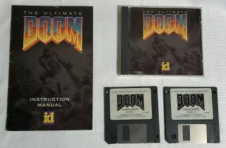 Rare 1993 Vintage Games - Doom Shareware Pc Floppy Disk 3.  5 - Ultimate Doom Cd