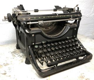 Rare Antique 1935 Underwood Elliott Fisher Typewriter Desk Decor Usa Vtg