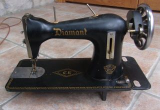 Antique Vintage Diamant Black Sewing Machine Made In Italy