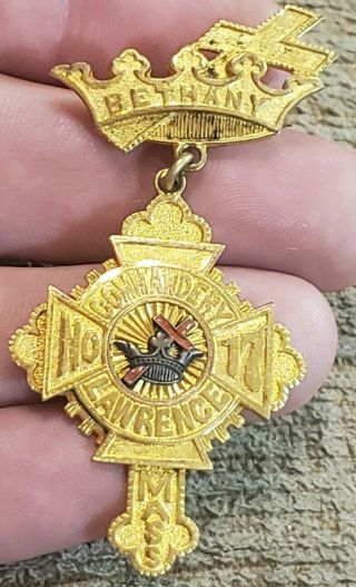 Rare Early 1900s Lawrence Massachusetts Masonic Knights Templar Medal Badge Pin