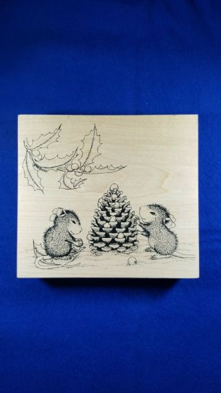 Rare House Mouse Stampa Rosa 1999,  Decorating A Pine Cone 301 M Rubber Stamp.