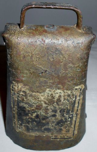 Antique Iron Hammered Cowbell Manufactured By Sargent & Co.  Haven Ct
