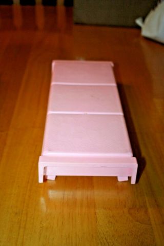 Vintage 1973 Mattel Barbie Townhouse Pink Bed - - Has Wear 2